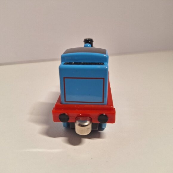 Thomas & Friends 3" Train Tank Engine #1 Magnetic Diecast Metal Take N Play 2002 - Picture 3 of 7